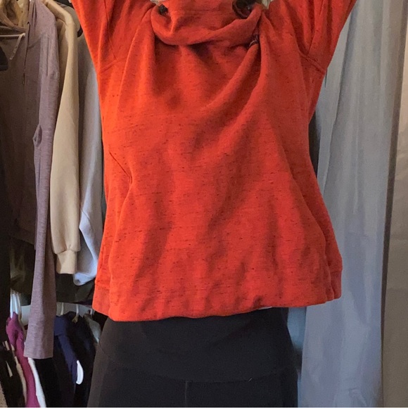 🌹Red cropped Nike hoodie🌹 - Picture 7 of 7